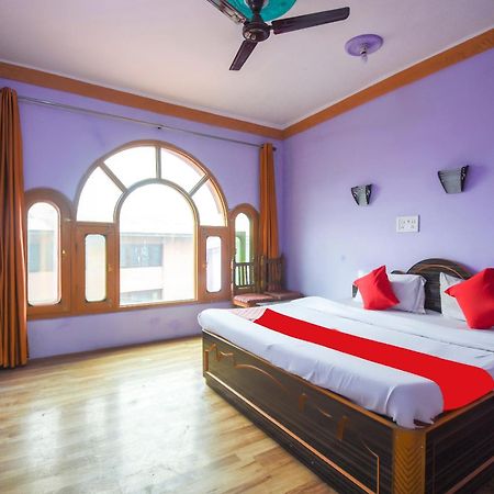 Oyo Hotel New Divine Kashmir Durgjan Exteriér fotografie