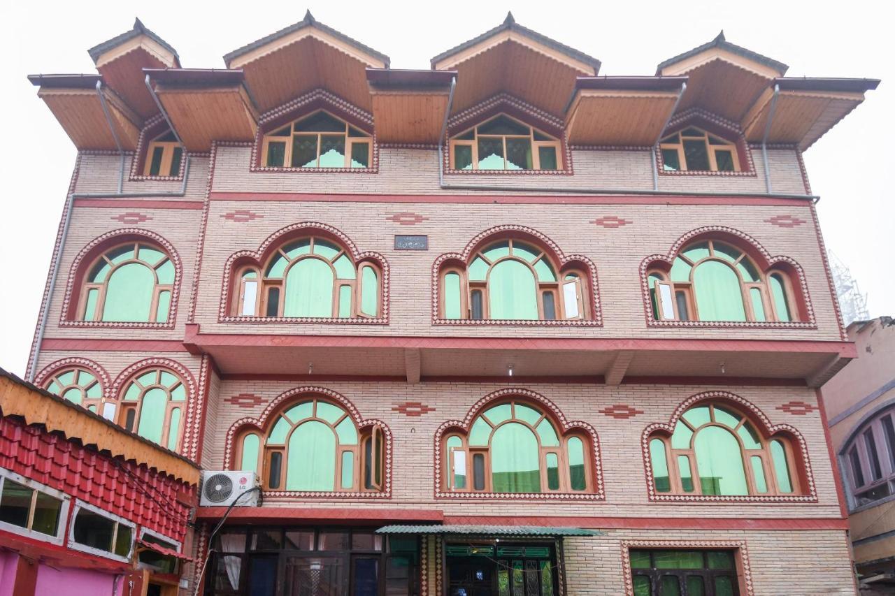 Oyo Hotel New Divine Kashmir Durgjan Exteriér fotografie