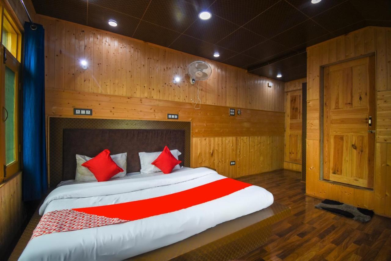Oyo Hotel New Divine Kashmir Durgjan Exteriér fotografie
